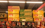 Hà Nội: Hàng hóa dồi dào, thực phẩm rau xanh giảm giá ở siêu thị